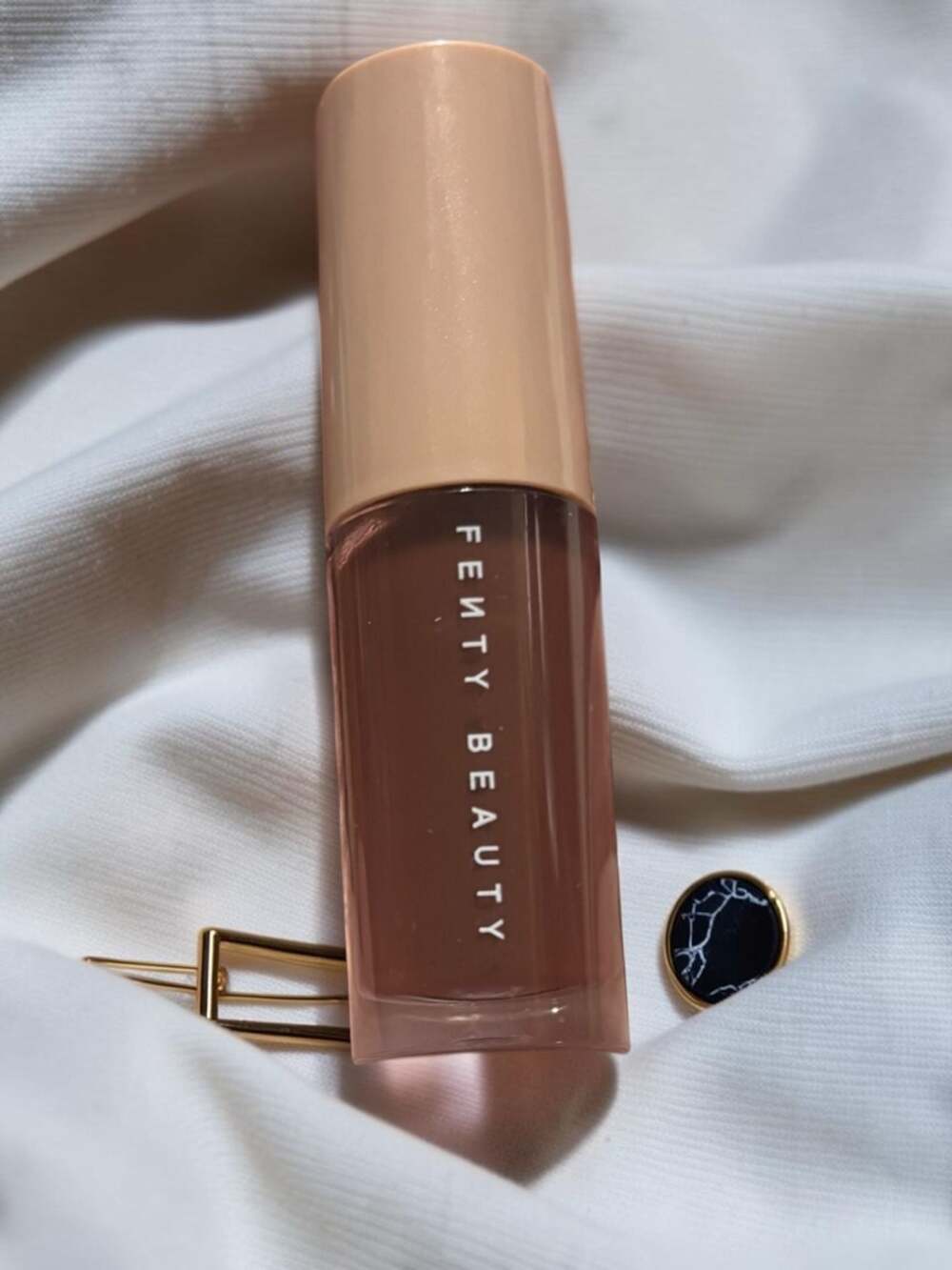 Fenty Beauty Gloss Bomb Heat Universal Lip Luminizer + Plumper Hot Chocolit